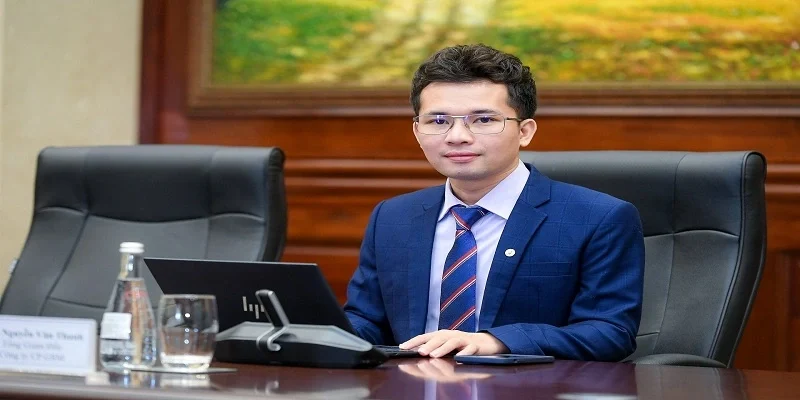 Đôi nét tìm hiểu về CEO 7m Hoàng Long